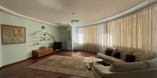 st. Staronavodnitskaya 13 Rent an Apartment in Kiev 4777