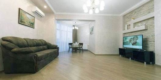 st. Glubochitskaya 32a Living Room Flatscreen TV, Fold-out Sofa Set, Interior Condition Brand New