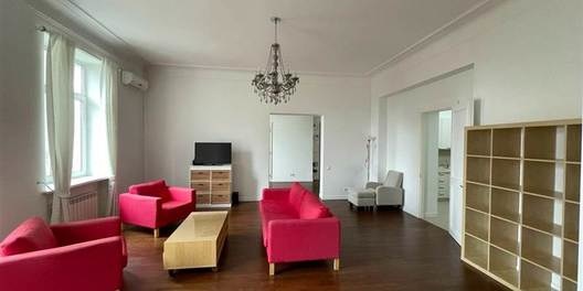 Universytet Apartment for Rent in Kiev