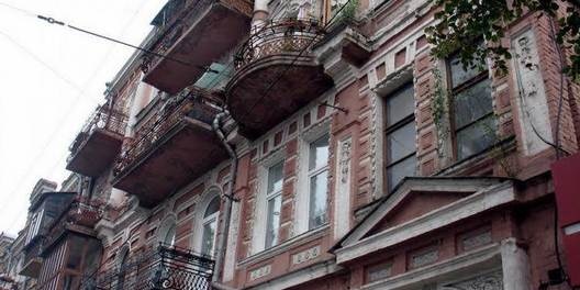Kontraktova Square Apartment for Sale in Kiev