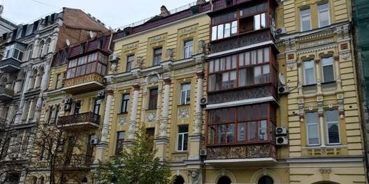 st. Pushkinskaya, 43 Apartment for Sale in Kiev 17699