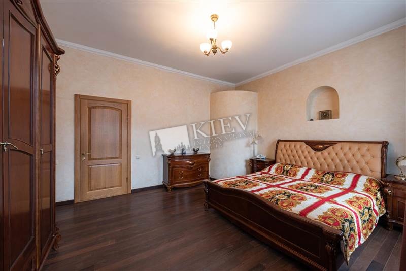 Kiev Apartment for Sale Kiev Center Holosiivskiy 