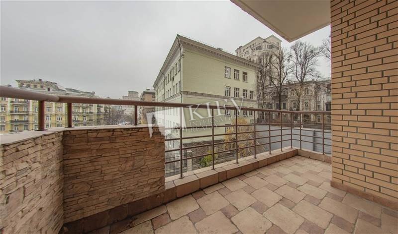 st. Lyuteranskaya 10a Kiev Apartment for Rent 576
