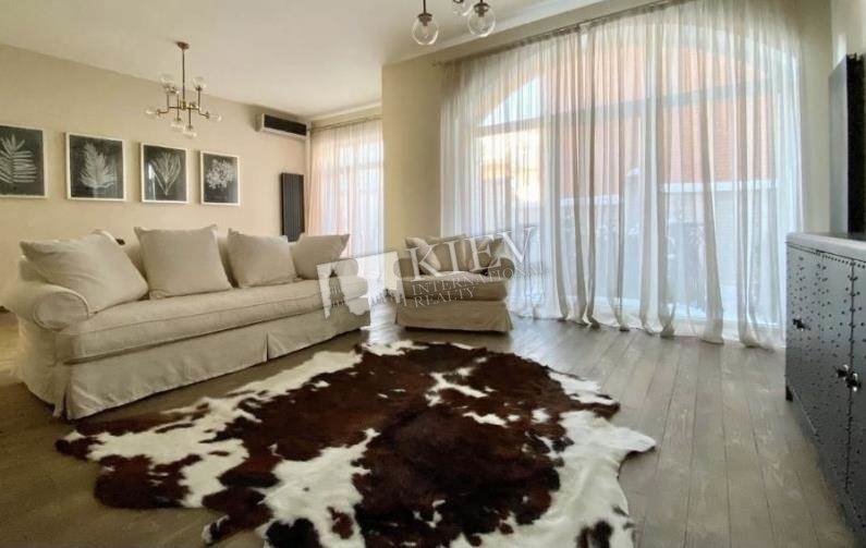 st. Zverinetskaya 10 Interior Condition 1-2 Years Old, Furniture Flexible