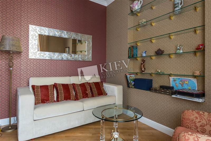 st. Bolshaya Zhitomirskaya 18A Living Room Flatscreen TV, Fold-out Sofa Set, Home Cinema, Master Bedroom 1 Double Bed, TV