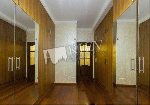 st. Yaroslavov Val 14G Master Bedroom 1 Double Bed, TV, Bedroom 2 Cabinet / Study