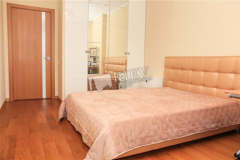 st. 40-letiya Oktyabrya 60 Communication Cable TV, Wi-fi Internet Connection, Master Bedroom 1 Double Bed, TV, Writing Table