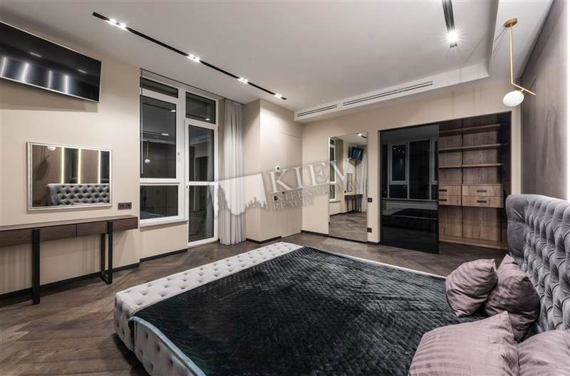 Three-bedroom Apartment st. Kudri 26 13542