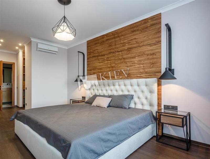 Rent an Apartment in Kiev Kiev Center Holosiivskiy Park Avenue