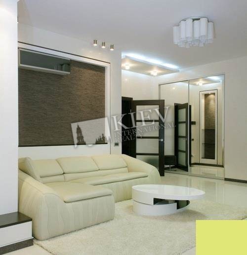st. Dragomirova 3 Elevator Yes, Living Room Flatscreen TV, Fold-out Sofa Set