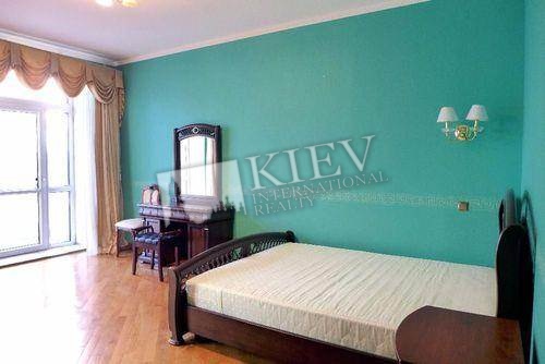 st. Turgenevskaya 45-49 Long Term Apartment in Kiev 2554