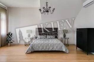 st. Zverinetskaya 10 Bedroom 3 Guest Bedroom, Living Room Flatscreen TV, Fold-out Sofa Set