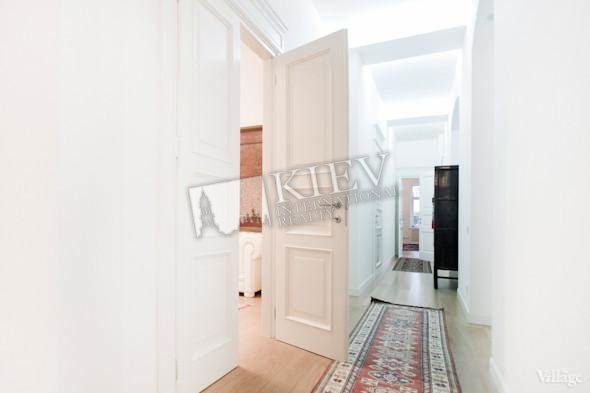 st. Gorkogo 17a Kiev Apartment for Rent 6058