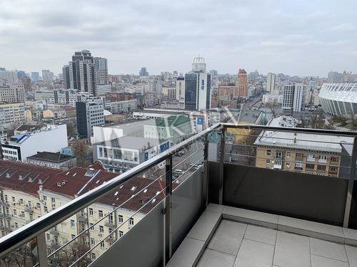 Apartment for Sale in Kiev Kiev Center Pechersk Tetris Hall