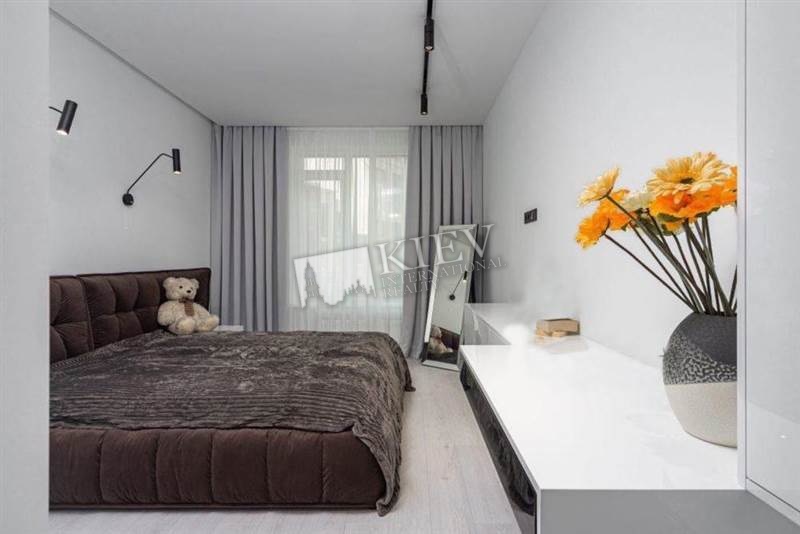 st. Sapernoe Pole 3 Residential Complex Bulvar Fontanov, Interior Condition 1-2 Years Old