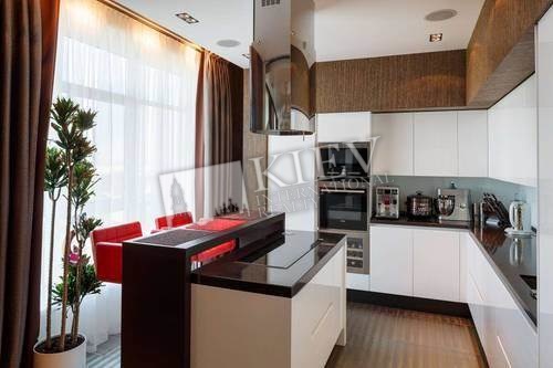 Two-bedroom Apartment st. Dragomirova 5 7780