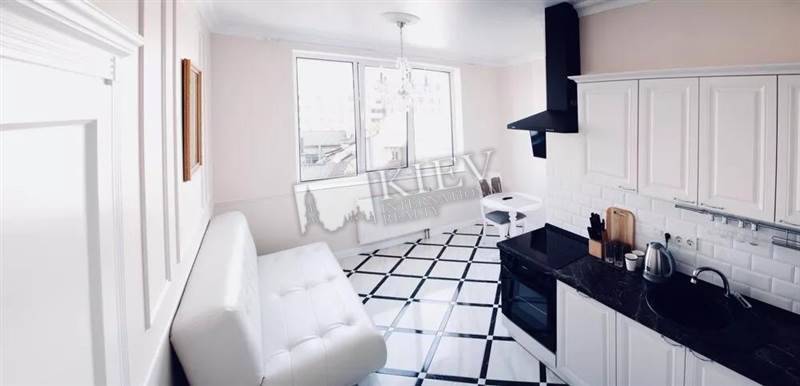 st. Saksaganskogo 37K Living Room Flatscreen TV, Fold-out Sofa Set, Interior Condition Brand New