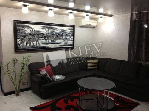st. Krasnoarmeyskaya 45 Living Room Flatscreen TV, L-Shaped Couch, Furniture 