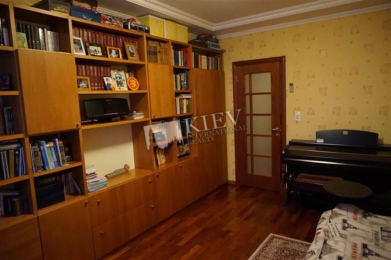 Four-bedroom Apartment st. Lesi Ukrainki 21 16156