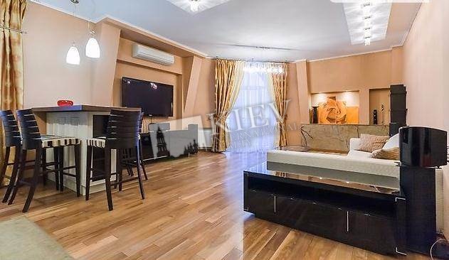 Two-bedroom Apartment st. Laboratornaya 8 9080