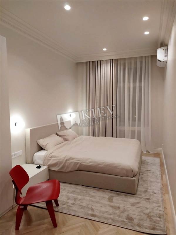 Two-bedroom Apartment st. Lysenko 8 20204