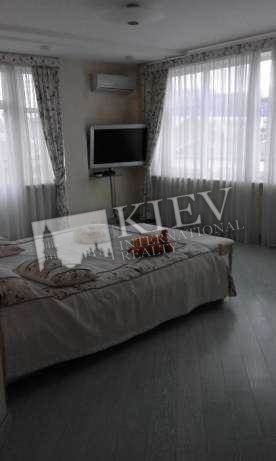 Two-bedroom Apartment st. Skovorody 6 5537