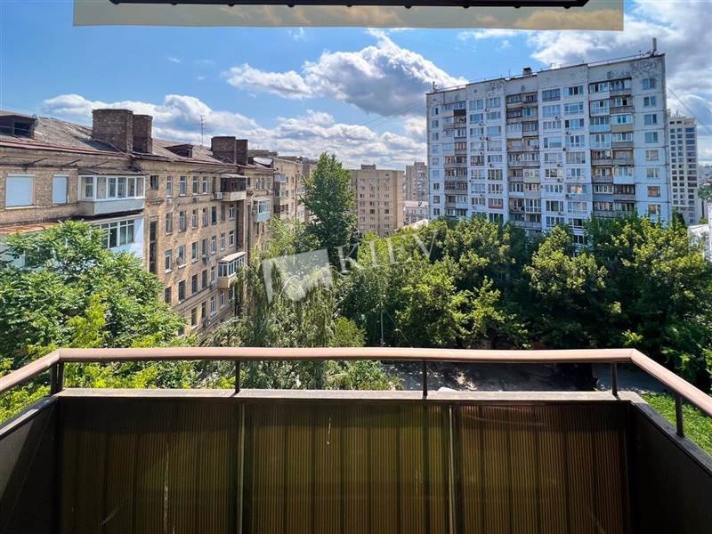 st. Tarasovskaya 16/1 Apartment for Rent in Kiev 2110
