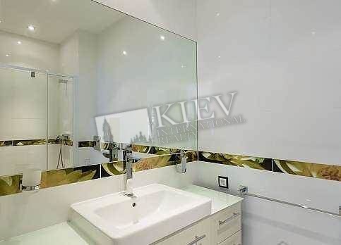st. Krasnoarmeyskaya 54 Bathroom 1 Bathroom, Heated Floors, Shower, Washing Machine, Living Room Flatscreen TV, L-Shaped Couch