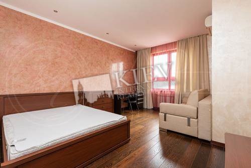 st. Shota Rustaveli 44 Rent an Apartment in Kiev 2290