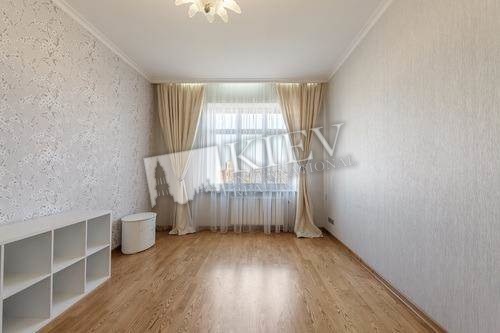 st. Lysenko 2A Long Term Apartment in Kiev 9312