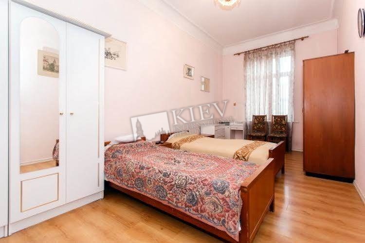 st. Shelkovichnaya 32/34 Residential Complex Novopecherskie Lipki, Furniture Furniture Removal Possible