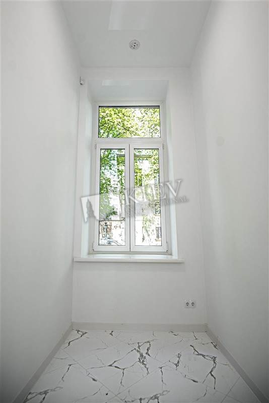 Two-bedroom Apartment st. Shelkovichnaya 10 12747