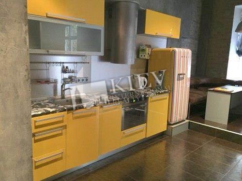 st. Andreevskiy Spusk 2B Kitchen Dishwasher, Electric Oventop, Master Bedroom 1 Double Bed