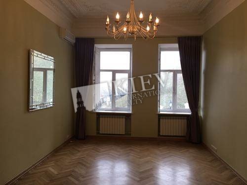 Three-bedroom Apartment st. Andreevskiy Spusk 34 2989