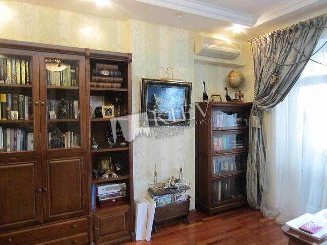 st. Kovpaka 17 Rent an Apartment in Kiev 3952