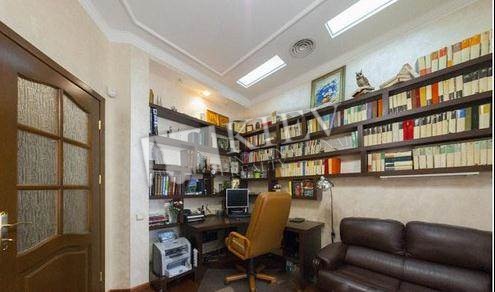 st. Yaroslavov Val 14G Kiev Apartment for Rent 7285