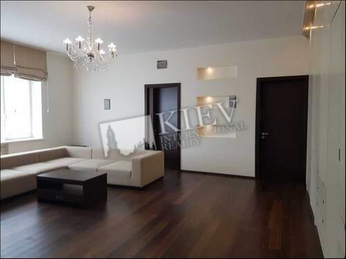 Two-bedroom Apartment st. Yaroslavov Val 15 A 19035