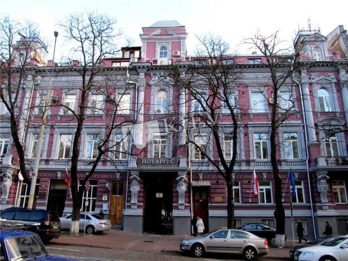 st. Vladimirskaya 45 Kiev Apartments 5203