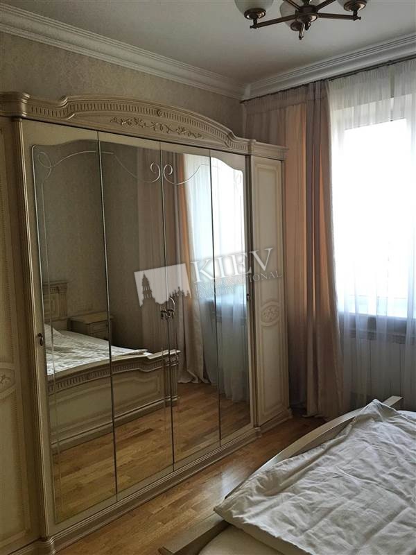 st. Franko 7 Rent an Apartment in Kiev 4279