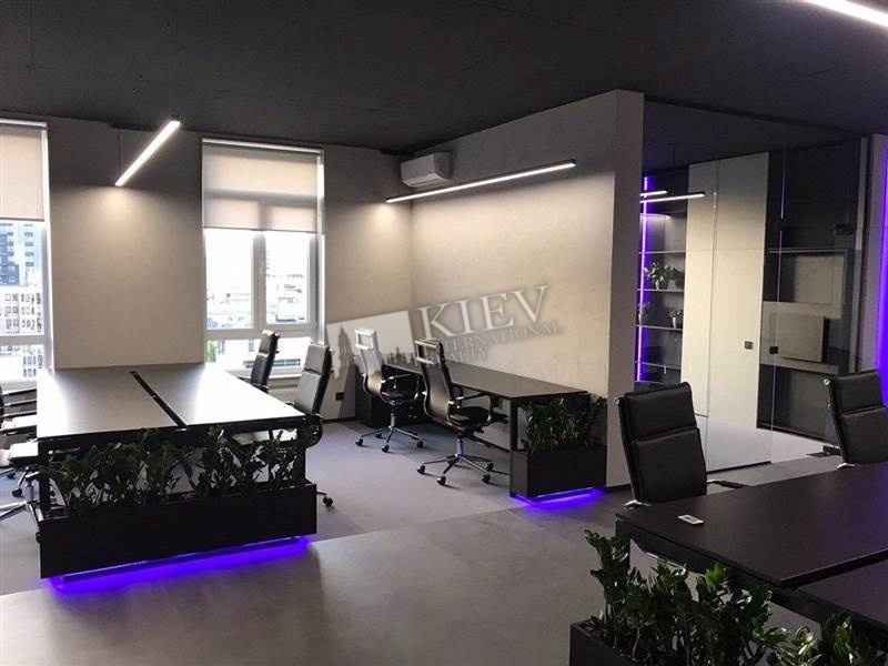 st. Zhilyanskaya 68 Office Zonning Commercial Zonning, Interior Condition Brand New