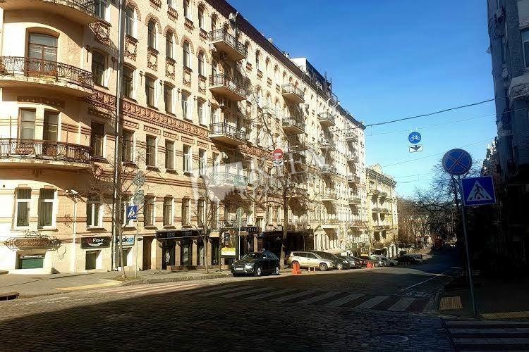 Apartment for Sale in Kiev Kiev Center Shevchenkovskii 