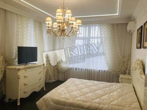 st. Dragomirova 7 Residential Complex Novopecherskie Lipki, Master Bedroom 1 Double Bed, TV