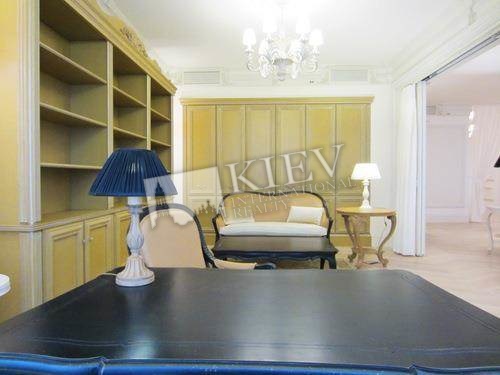 st. Institutskaya 18A Bedroom 2 Cabinet / Study, Kitchen Dining Room, Dishwasher, Electric Oventop