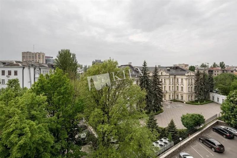 st. Orlika 10 Long Term Apartment in Kiev 17880