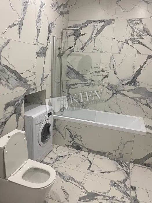 st. Kreschatik 15 Bathroom 2 Bathrooms, Interior Condition Brand New