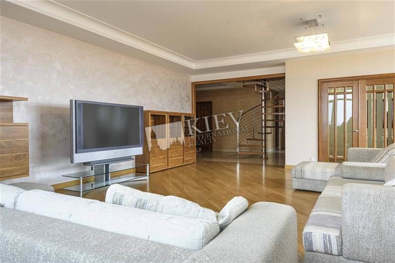 st. Predslavinskaya 31/11 Rent an Apartment in Kiev 9096