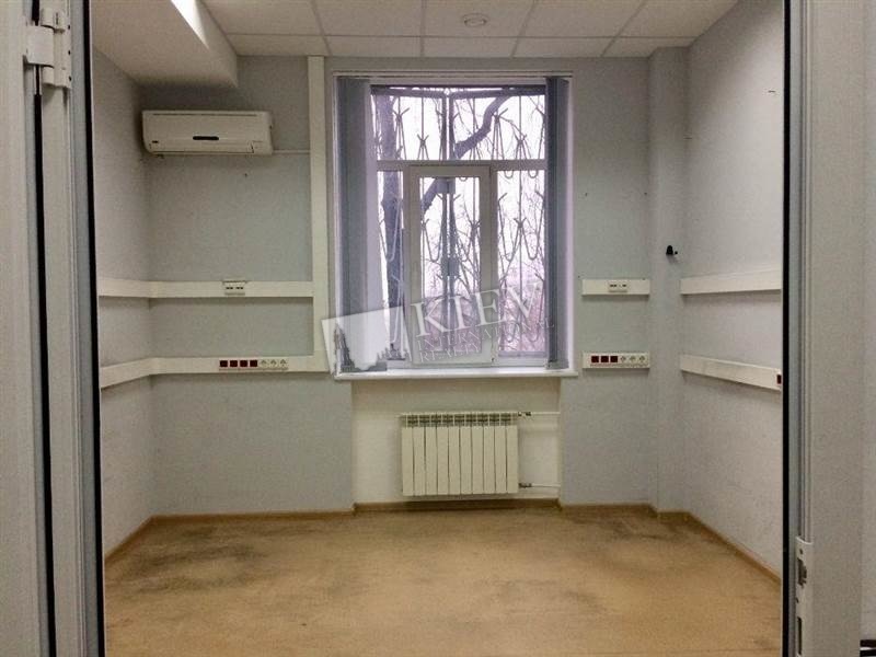st. Nikolsko-Botanicheskaya 7/9 Furniture No Furniture, Office Zonning Commercial Zonning