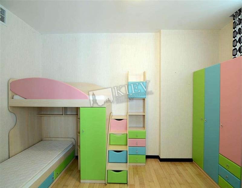 st. Staronavodnitskaya 13 Long Term Apartment in Kiev 2091