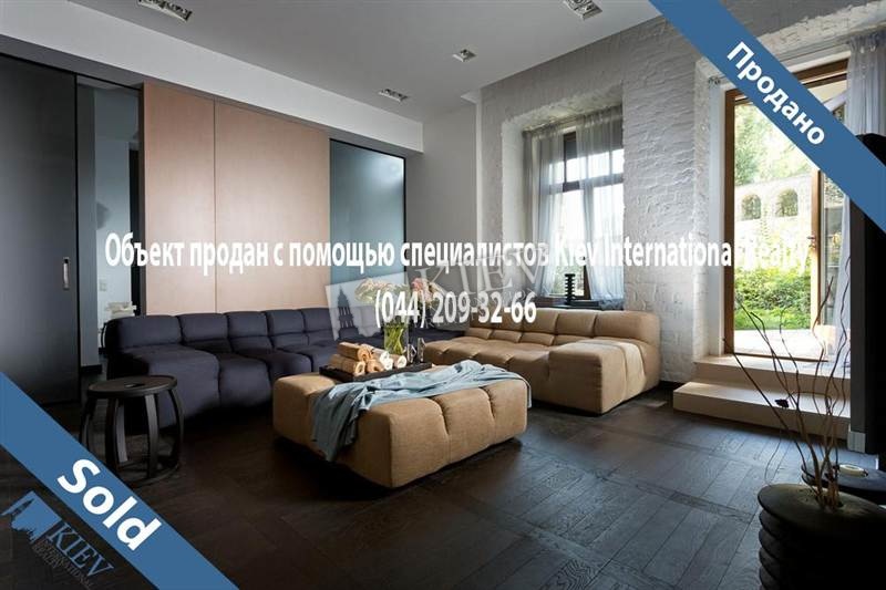st. Pankovskaya 8 Kiev Apartment for Sale 2019