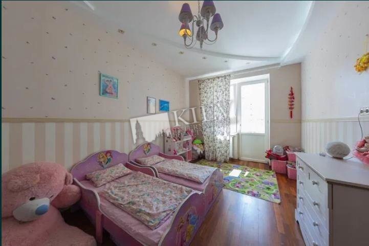 Obolon Apartment for Sale in Kiev